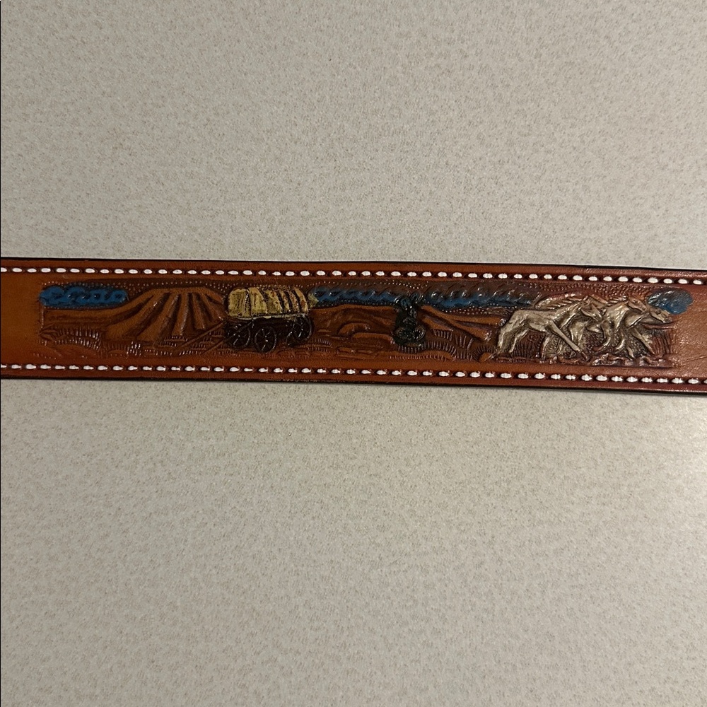 Brown tooled Leather western Belt with Country Music Buckle size 42 plus buckle - Picture 12 of 16